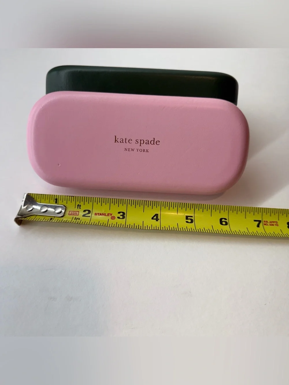 Kate Spade Pink/Green Clam Shell Eyeglass Case